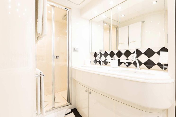 Charter Yacht DUBAI - Maiora 24m - 4 Cabins - Naples - Capri - Positano - Amalfi Coast - Italy