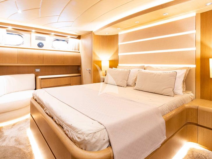 DUBAI Maiora 24m master cabin DUBAI Maiora 24m master cabin