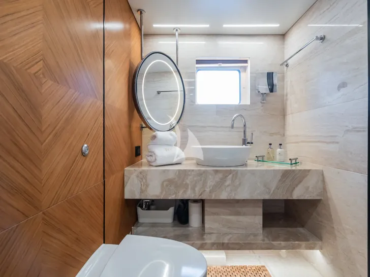 DULCE DE LECHE Blaundus B30 - VIP cabin 3 bathroom DULCE DE LECHE Blaundus B30 - VIP cabin 3 bathroom