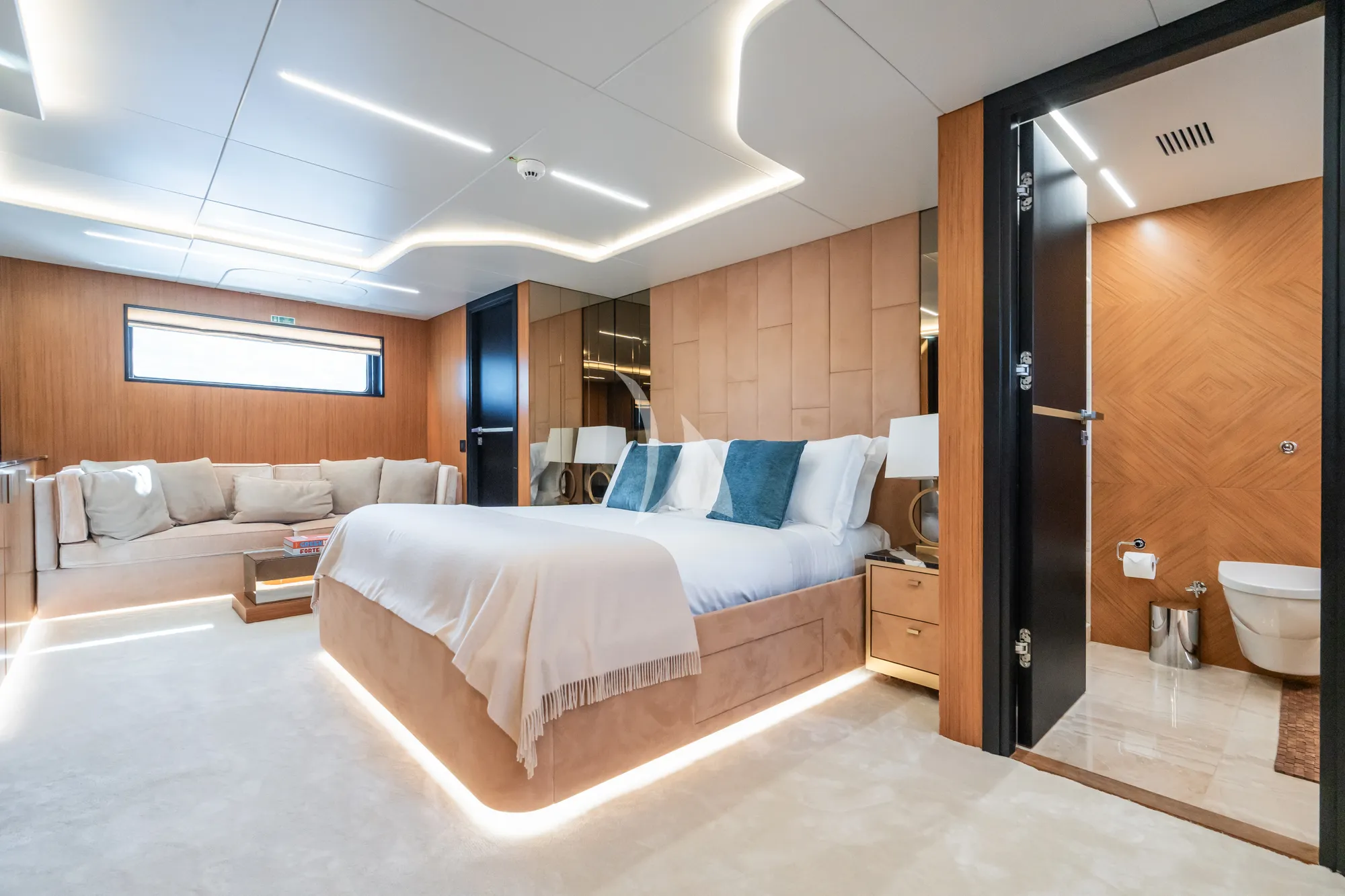 DULCE DE LECHE Blaundus B30 - VIP cabin 3
