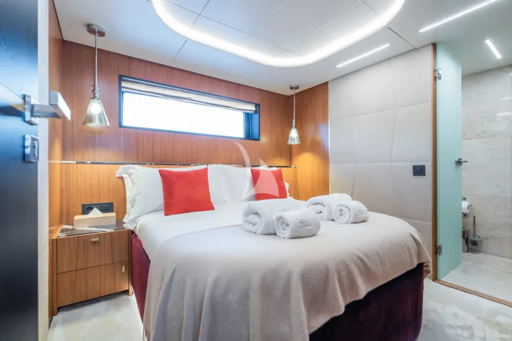 Charter Yacht DULCE DE LECHE - Blaundus B30 - 5 Cabins - Cannes - Monaco - St Tropez - Nice - The French Riviera