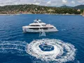 DULCE DE LECHE Blaundus B30 - anchored aerial shot with the jet ski DULCE DE LECHE Blaundus B30 - anchored aerial shot with the jet ski