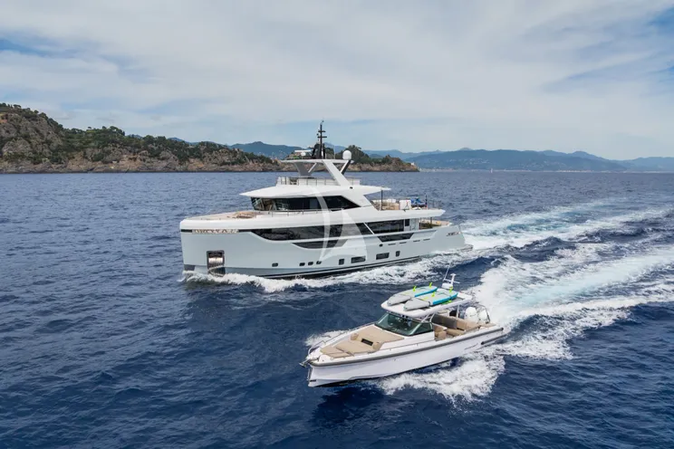 Charter Yacht DULCE DE LECHE - Blaundus B30 - 5 Cabins - Cannes - Monaco - St Tropez - Nice - The French Riviera