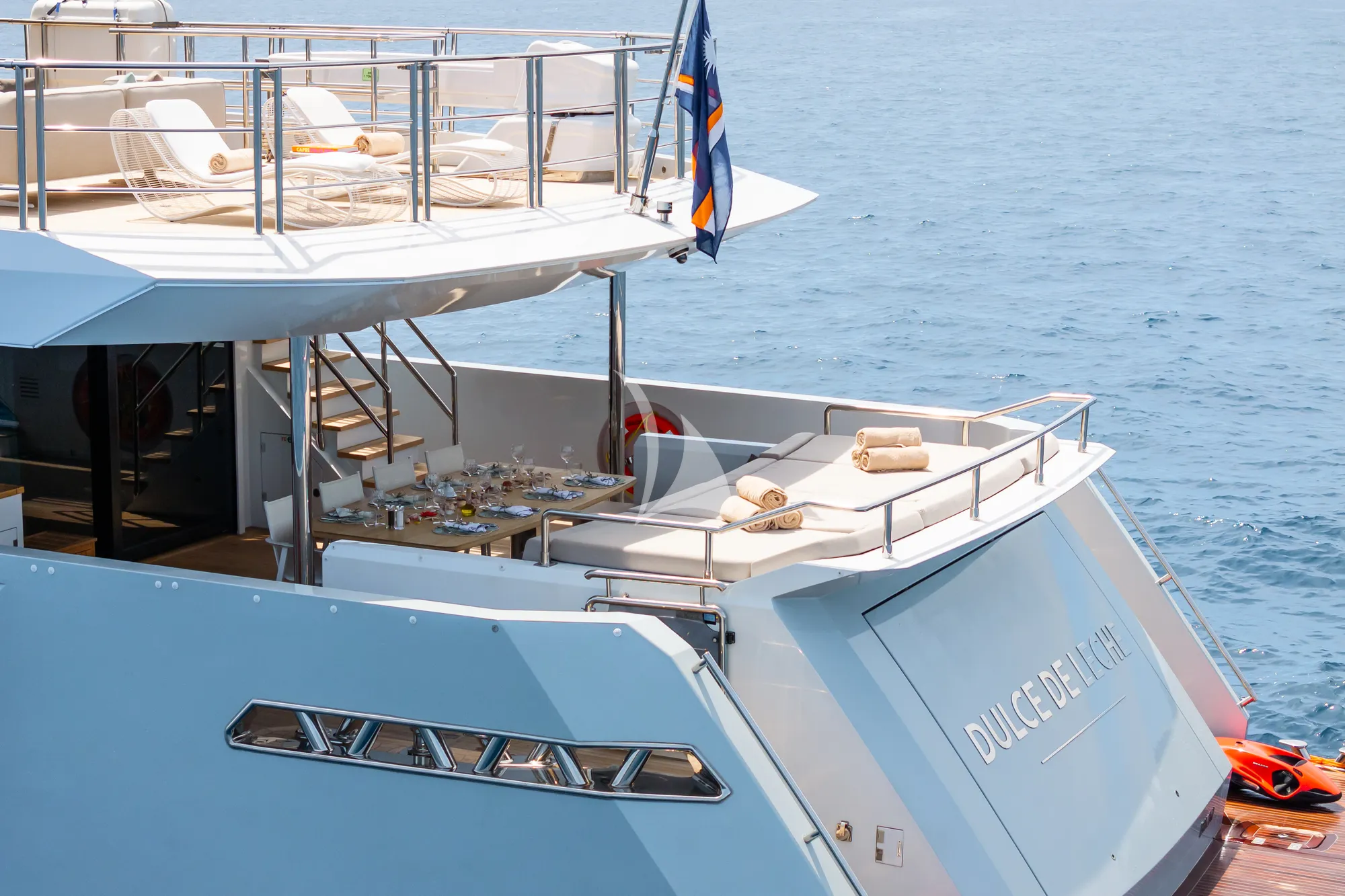 DULCE DE LECHE Blaundus B30 - main aft deck