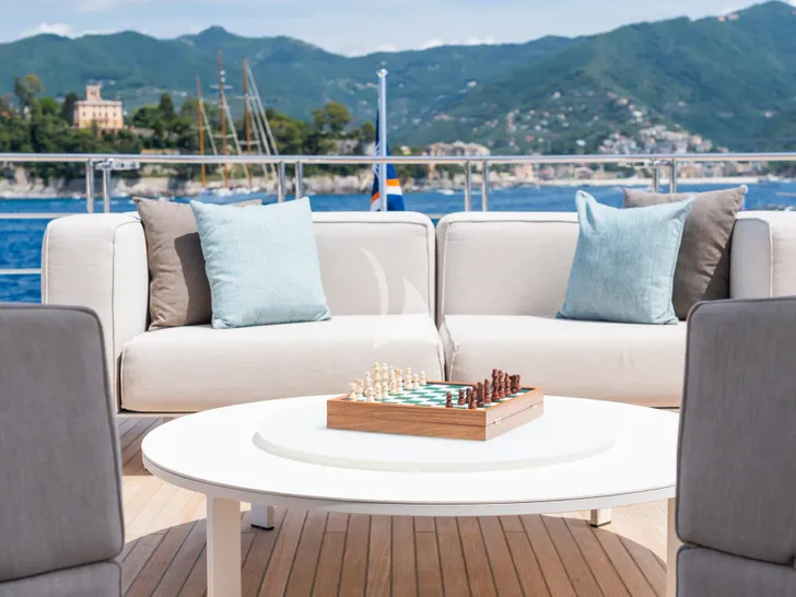 DULCE DE LECHE Blaundus B30 - sky deck lounge DULCE DE LECHE Blaundus B30 - sky deck lounge