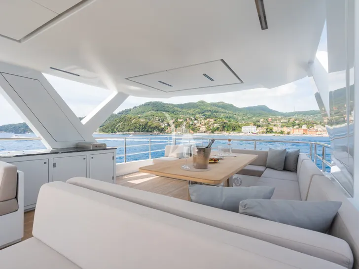 DULCE DE LECHE Blaundus B30 - sundeck dining lounge DULCE DE LECHE Blaundus B30 - sundeck dining lounge