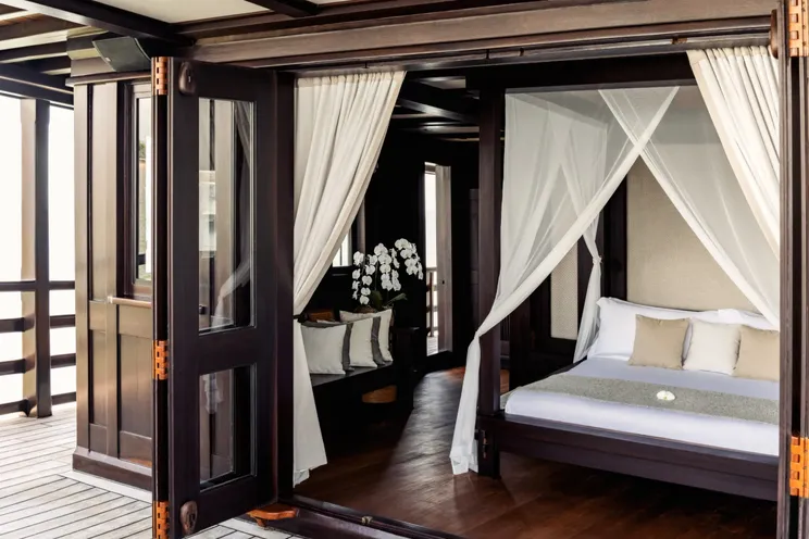 Charter Yacht DUNIA BARU - Phinisi 51m - 7 Cabins - Labuan Bajo - Komodo - Raja Ampat - Indonesia