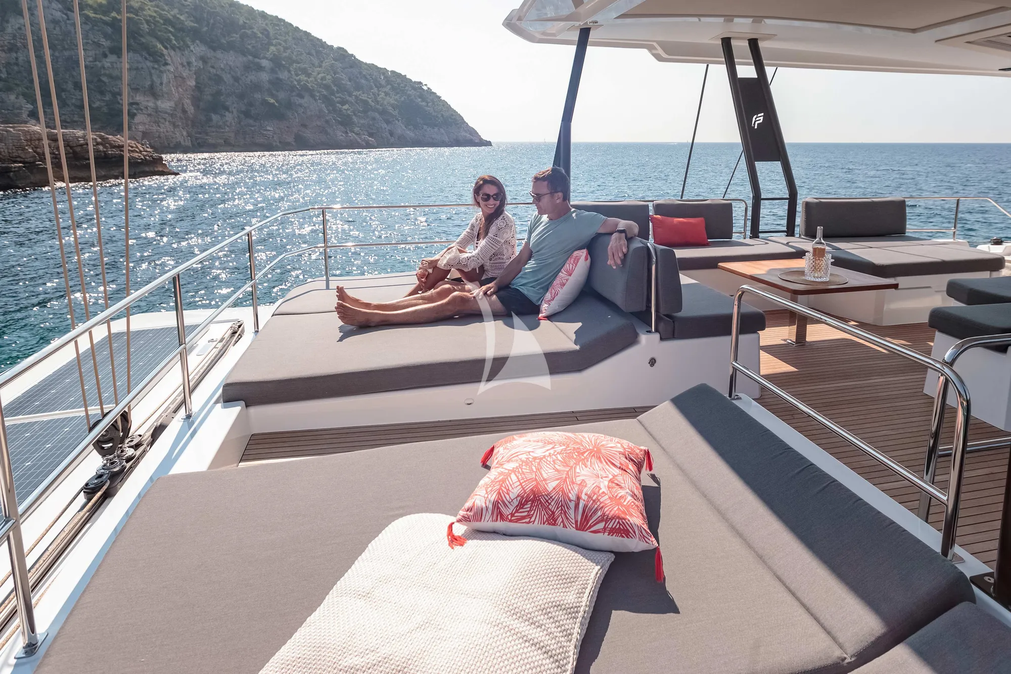 DOLCE VITA III Fountaine Pajot Samana 59 - flybridge sunbathing area