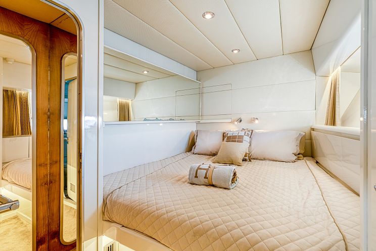 Charter Yacht DIAMS - Astondoa 69 - 4 Cabins - Cannes - Nice - St Tropez - French Riviera