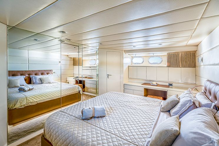 Charter Yacht DIAMS - Astondoa 69 - 4 Cabins - Cannes - Nice - St Tropez - French Riviera