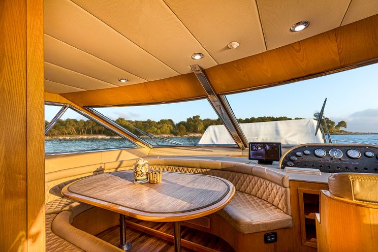 Charter Yacht DIAMS - Astondoa 69 - 4 Cabins - Cannes - Nice - St Tropez - French Riviera