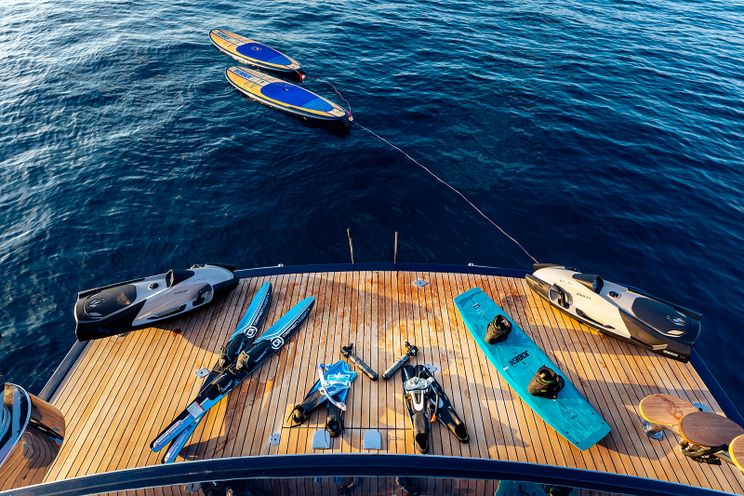 Charter Yacht DIAMS - Astondoa 69 - 4 Cabins - Cannes - Nice - St Tropez - French Riviera