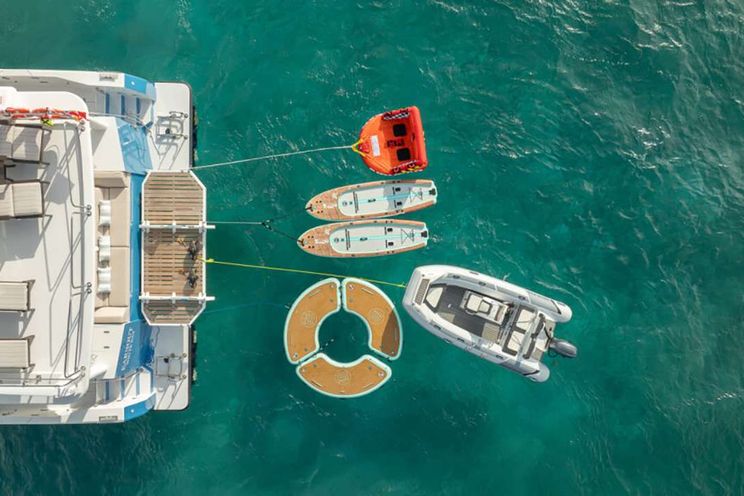 Charter Yacht EARNOUT - Two Oceans 555 - 3 Cabins - Nassau - Exumas - Bahamas