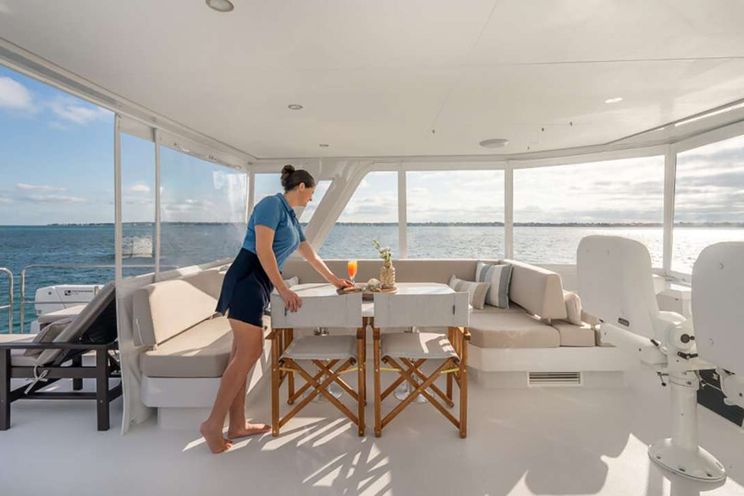 Charter Yacht EARNOUT - Two Oceans 555 - 3 Cabins - Nassau - Exumas - Bahamas