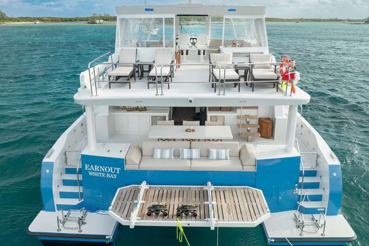 Charter Yacht EARNOUT - Two Oceans 555 - 3 Cabins - Nassau - Exumas - Bahamas