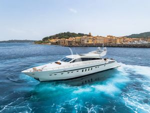 ECLAT - Leopard 31 - 4 Cabins - Cannes - St Tropez - Monaco - French Riviera ECLAT - Leopard 31 - 4 Cabins - Cannes - St Tropez - Monaco - French Riviera