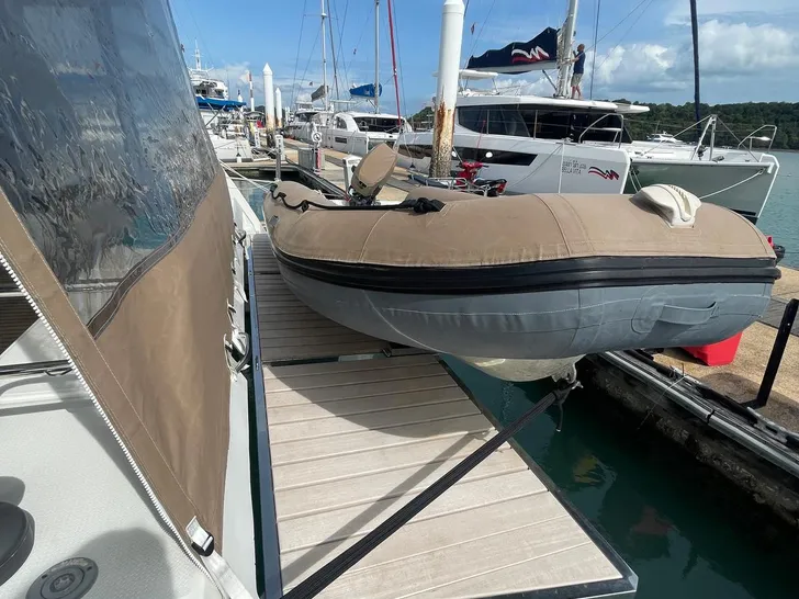 ECSTACY Fountain Pajot Saona 47 - dinghy ECSTACY Fountain Pajot Saona 47 - dinghy
