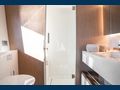 EDEN Maiora 30 Walkaround VIP cabin 1 bathroom
