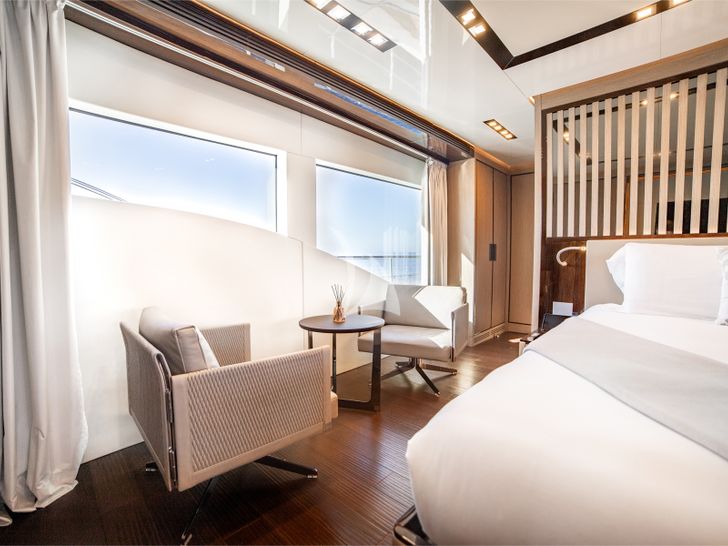 EDEN Maiora 30 Walkaround master cabin seating area EDEN Maiora 30 Walkaround master cabin seating area