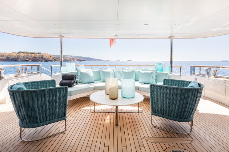 Charter Yacht EH2 - Benetti Motopanfilo 37m - 5 Cabins - Cannes - Nice - Antibes - St Tropez - French Riviera - Monaco