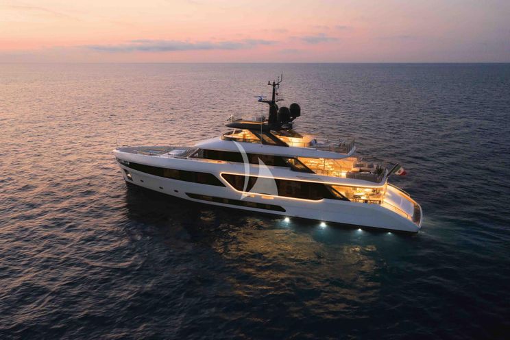 Charter Yacht EH2 - Benetti Motopanfilo 37m - 5 Cabins - Cannes - Nice - Antibes - St Tropez - French Riviera - Monaco