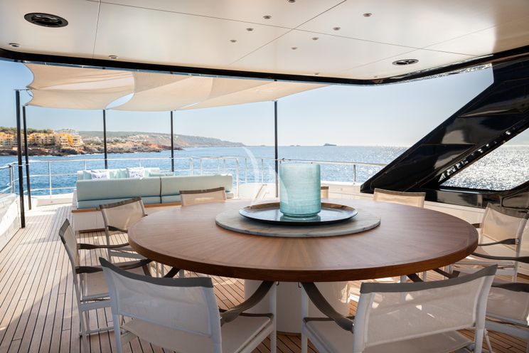 Charter Yacht EH2 - Benetti Motopanfilo 37M - 5 Cabins - Cannes - Monaco - St Tropez - French Riviera