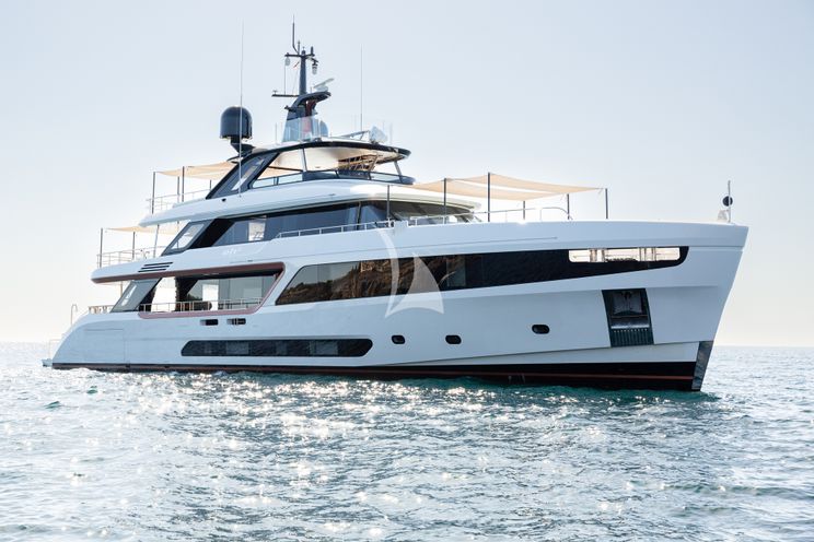 Charter Yacht EH2 - Benetti Motopanfilo 37m - 5 Cabins - Cannes - Nice - Antibes - St Tropez - French Riviera - Monaco