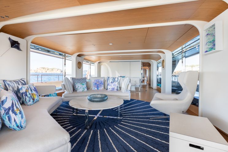 Charter Yacht EH2 - Benetti Motopanfilo 37m - 5 Cabins - Cannes - Nice - Antibes - St Tropez - French Riviera - Monaco