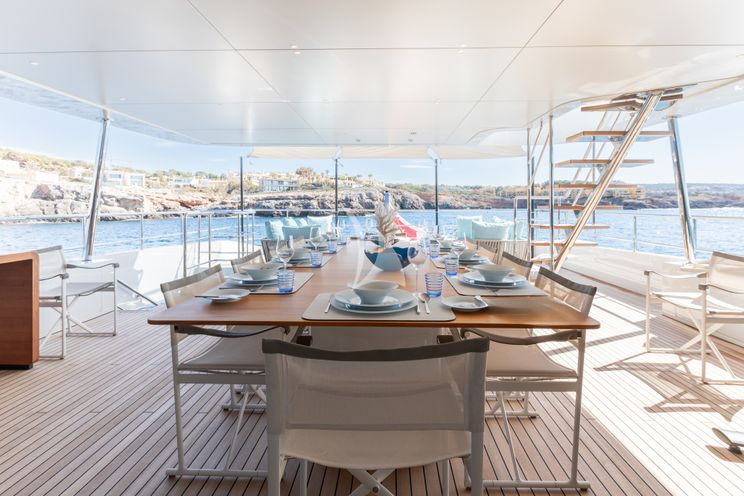 Charter Yacht EH2 - Benetti Motopanfilo 37m - 5 Cabins - Cannes - Nice - Antibes - St Tropez - French Riviera - Monaco