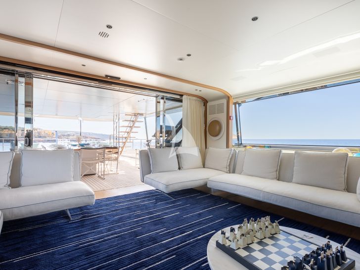 EH2 Benetti Motopanfilo 37m - sky deck seating area EH2 Benetti Motopanfilo 37m - sky deck seating area