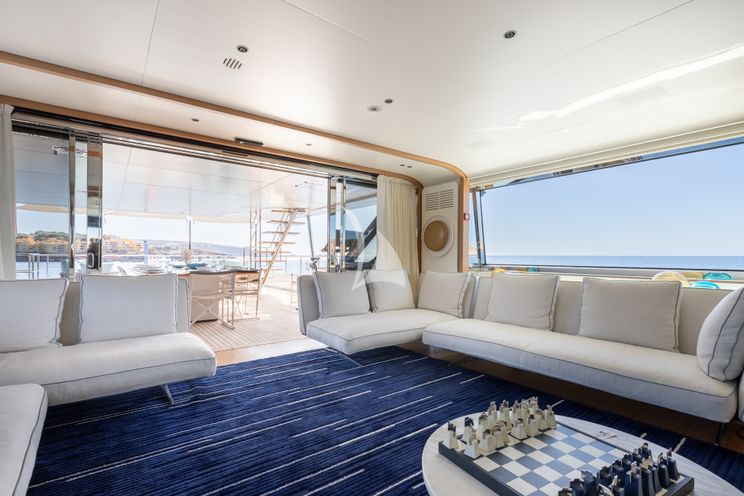 Charter Yacht EH2 - Benetti Motopanfilo 37M - 5 Cabins - Cannes - Monaco - St Tropez - French Riviera