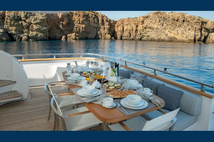 Charter Yacht EL PECADO - Maiora 81 - 4 Cabins - Athens - Mykonos - Paros - Cyclades - Ionian Sea - Greece