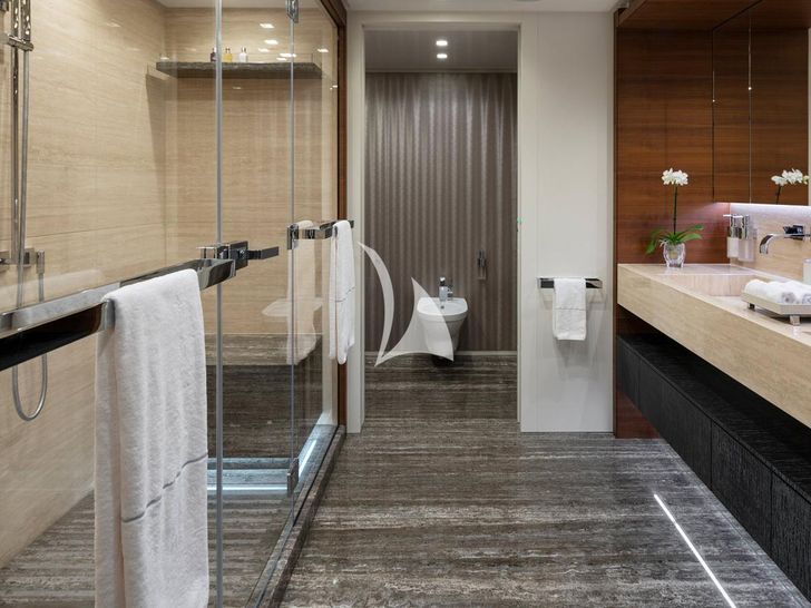 ELA Heesen Home 5000 FDHF master cabin bathroom ELA Heesen Home 5000 FDHF master cabin bathroom