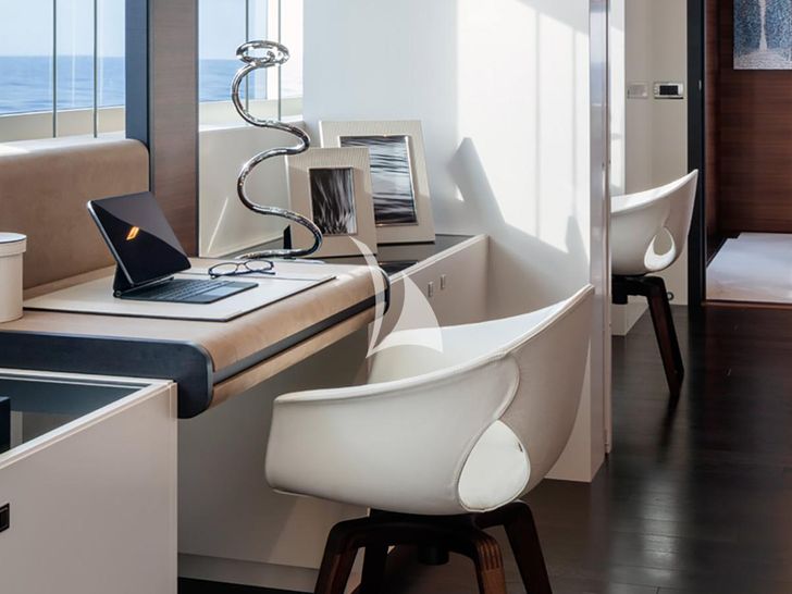 ELA Heesen Home 5000 FDHF master cabin work area ELA Heesen Home 5000 FDHF master cabin work area