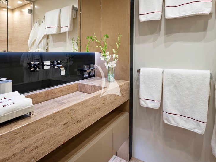 ELA Heesen Home 5000 FDHF twin cabin 1 bathroom ELA Heesen Home 5000 FDHF twin cabin 1 bathroom