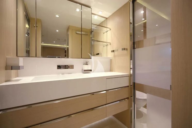 Charter Yacht ELENI 60M - CRN 60 - 6 Cabins - Cannes - St Tropez - Nice - Antibes - Monaco - French Riviera