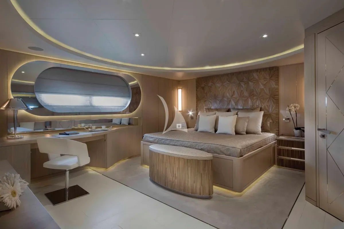 Charter Yacht ELENI 60M - CRN 60 - 6 Cabins - Cannes - St Tropez - Nice - Antibes - Monaco - French Riviera