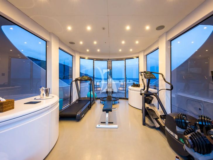 ELENI CBI Navi 50m - gym ELENI CBI Navi 50m - gym