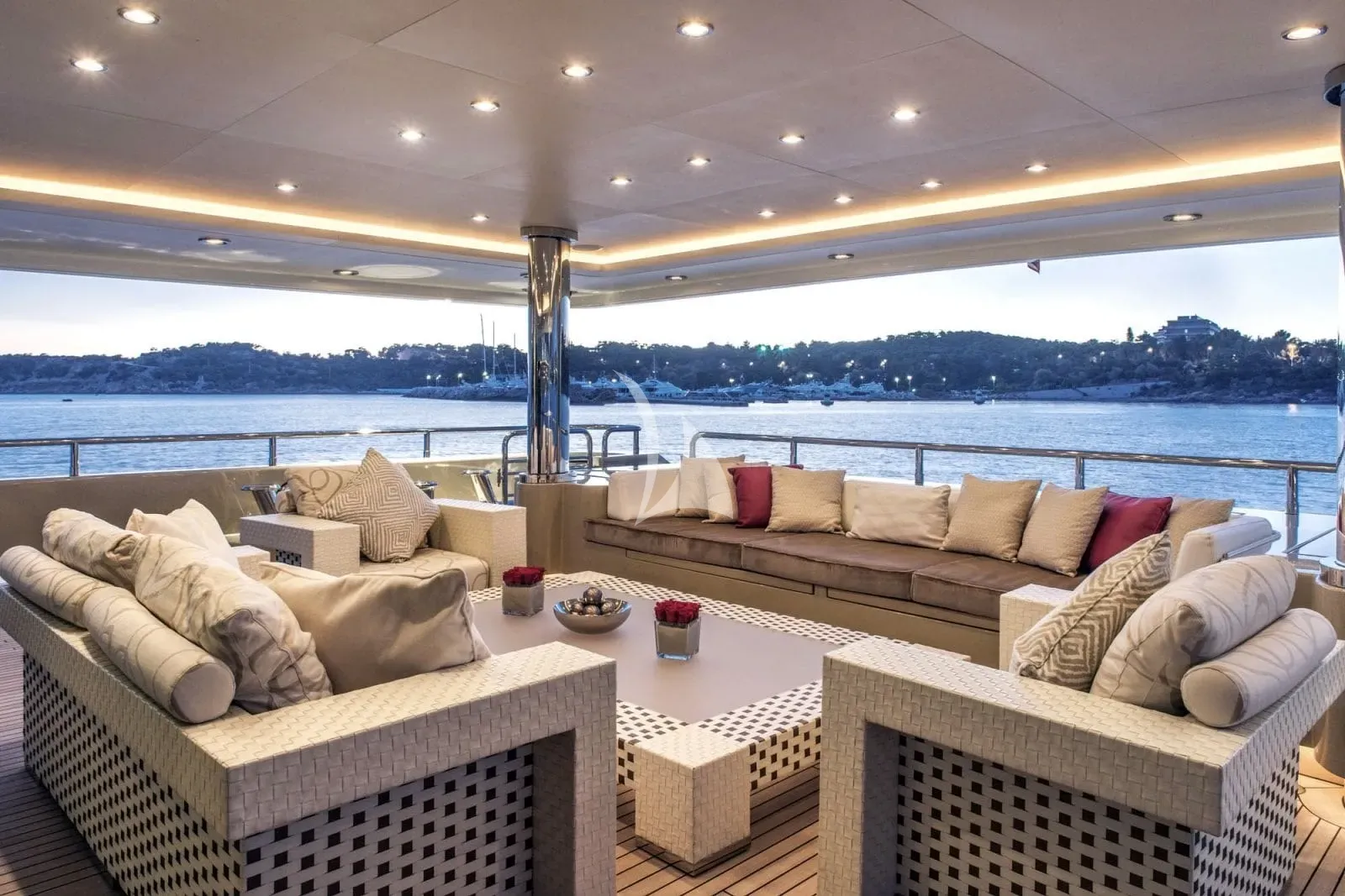 Charter Yacht ELENI 60M - CRN 60 - 6 Cabins - Cannes - St Tropez - Nice - Antibes - Monaco - French Riviera