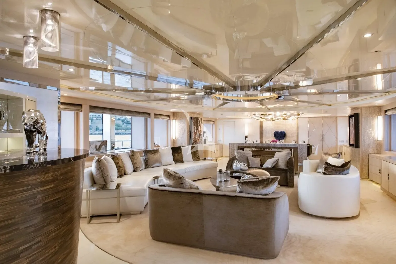 Charter Yacht ELENI 60M - CRN 60 - 6 Cabins - Cannes - St Tropez - Nice - Antibes - Monaco - French Riviera