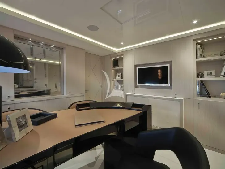 ELENI 60M CRN 60 - master cabin office ELENI 60M CRN 60 - master cabin office