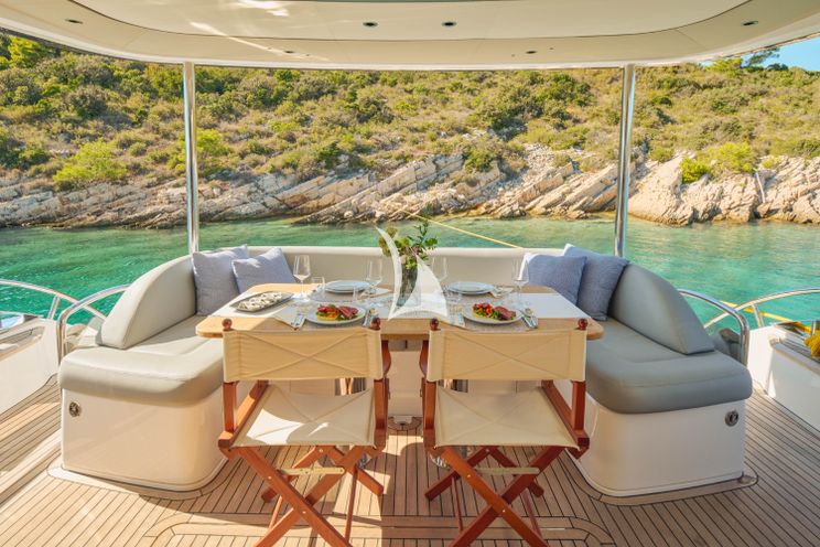 Charter Yacht ELIZABETH - Princess Y72 - 4 Cabins - Split - Hvar - Dubrovnik