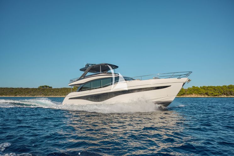 Charter Yacht ELIZABETH - Princess Y72 - 4 Cabins - Split - Hvar - Dubrovnik