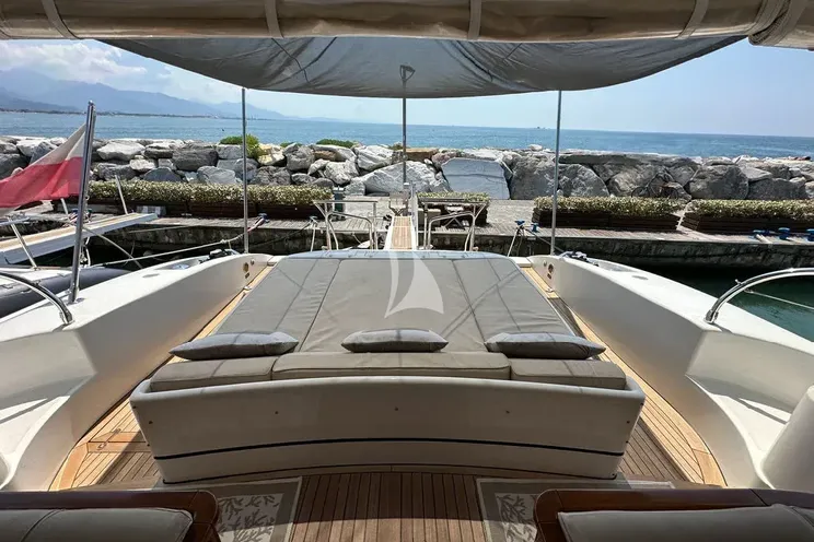 Charter Yacht ELTON II - Mangusta 72 - 3 Cabins - Frejus - Cannes - Nice - Antibes - St Tropez - French Riviera - Monaco