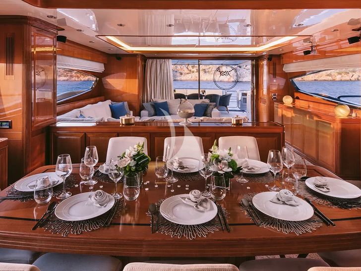 ELVI Posillipo Technema 95s - indoor formal dining ELVI Posillipo Technema 95s - indoor formal dining