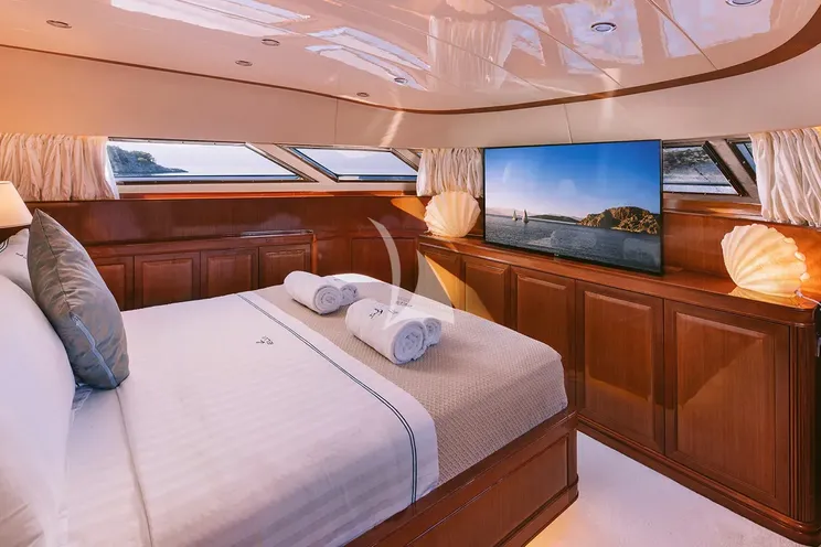 Charter Yacht ELVI - Posillipo Technema 95s - 5 Cabins - Athens - Mykonos - Paros - Cyclades - Greece