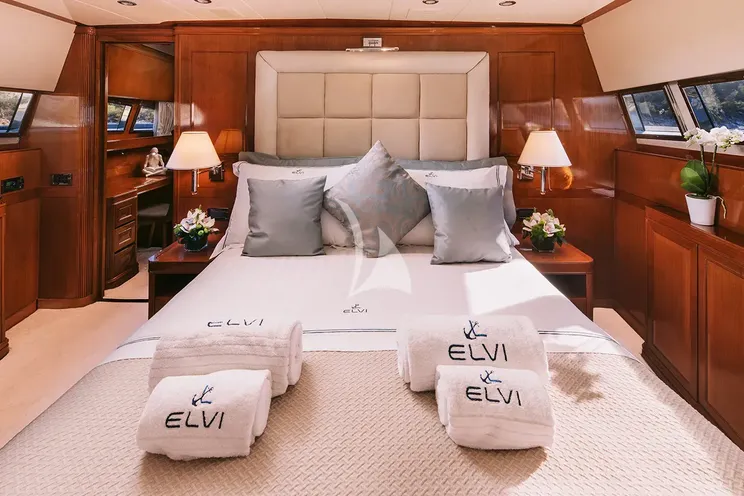 Charter Yacht ELVI - Posillipo Technema 95s - 5 Cabins - Athens - Mykonos - Paros - Cyclades - Greece