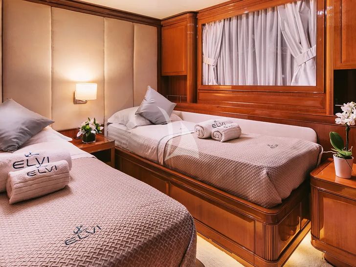 ELVI Posillipo Technema 95s - twin cabin 1 ELVI Posillipo Technema 95s - twin cabin 1