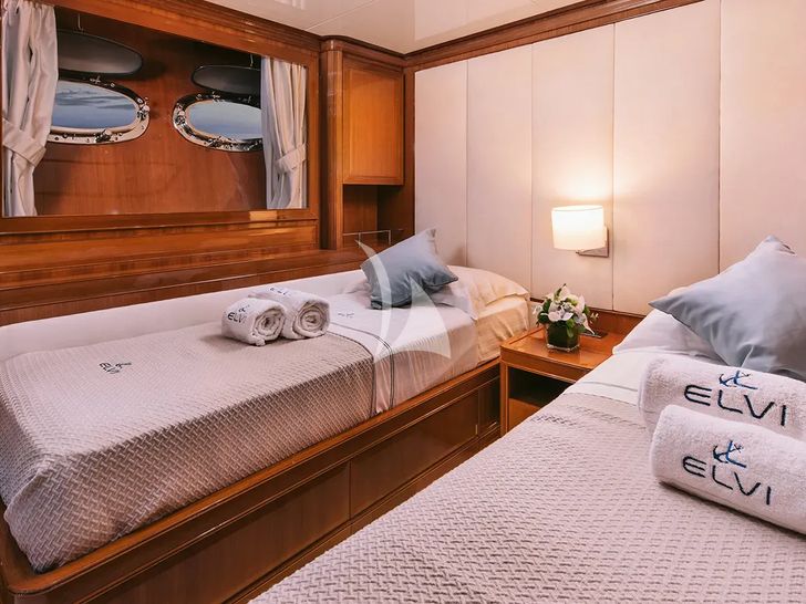 ELVI Posillipo Technema 95s - twin cabin 2 ELVI Posillipo Technema 95s - twin cabin 2