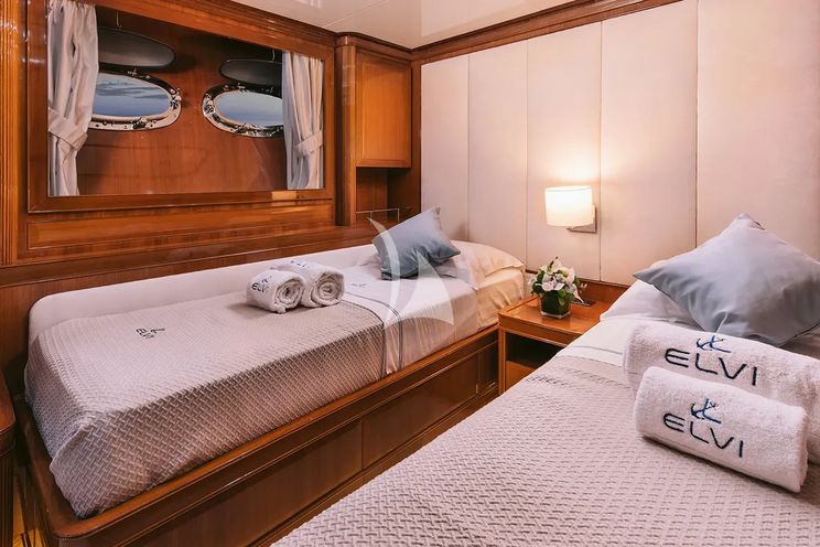 Charter Yacht ELVI - Posillipo Technema 95s - 5 Cabins - Athens - Mykonos - Paros - Cyclades - Greece